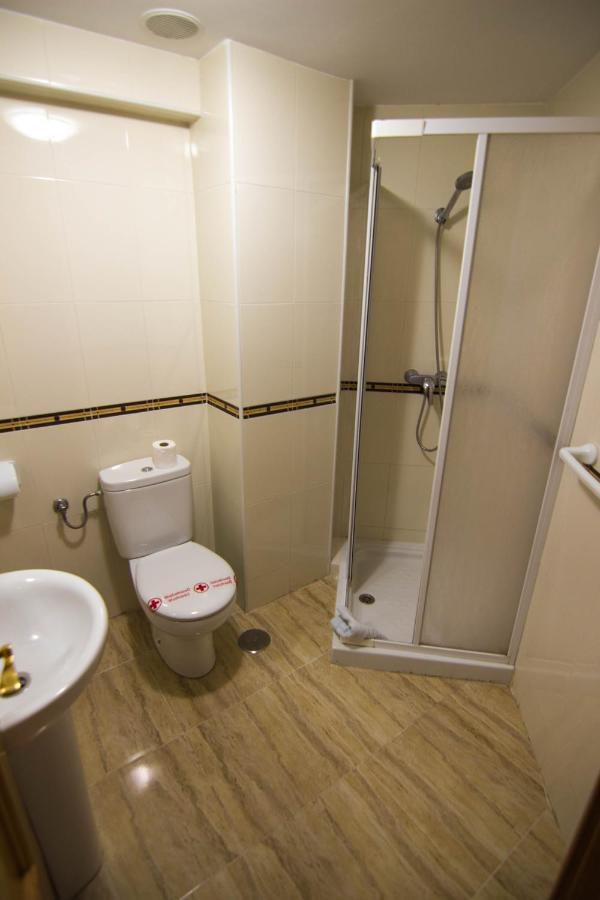 Puerta Del Sol Trm Only Adults Aparts Torremolinos Eksteriør billede