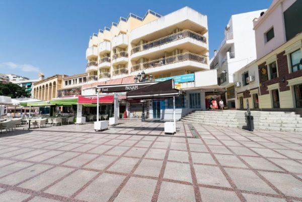 Puerta Del Sol Trm Only Adults Aparts Torremolinos Eksteriør billede