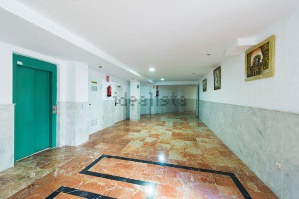 Puerta Del Sol Trm Only Adults Aparts Torremolinos Eksteriør billede