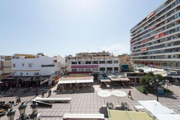 Puerta Del Sol Trm Only Adults Aparts Torremolinos Eksteriør billede