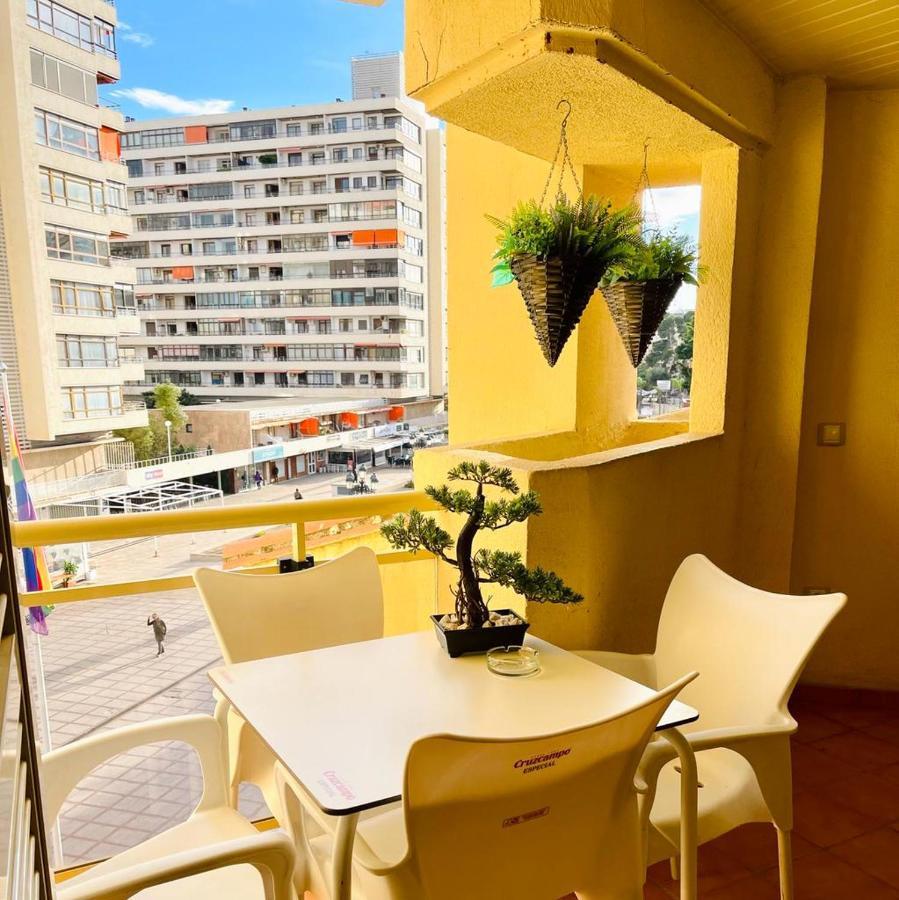 Puerta Del Sol Trm Only Adults Aparts Torremolinos Eksteriør billede